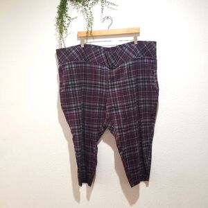 Torrid plaid purple capri size 5x